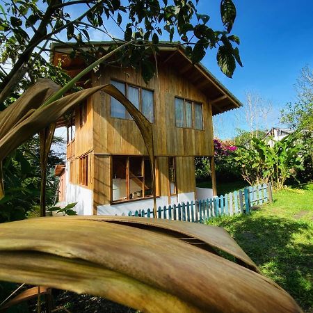Inti Mindo Hostel Exterior photo